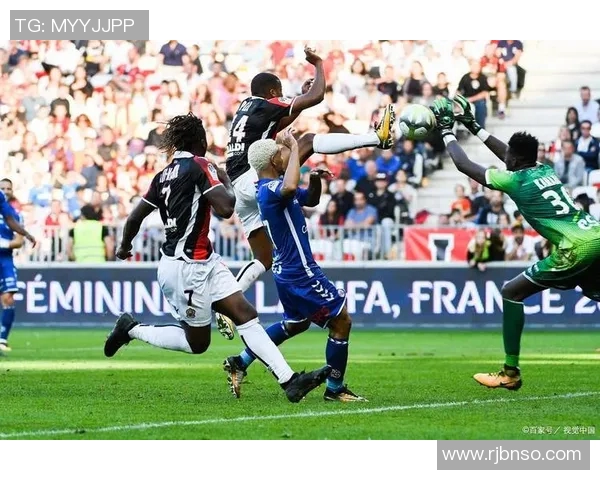 塞维利亚主场大胜，博耶尔连入两球助力4-0横扫赫罗纳